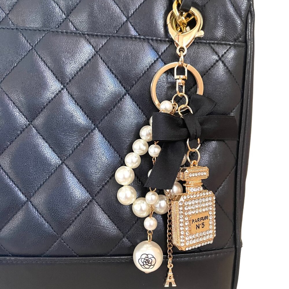 NWT Perfume bottle №5 Rhinestone/Pearls Crystal Bag Charm Pendant Key Ho…